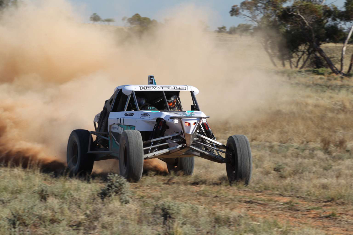 Josh Howells and Gordon Tardrew bounced back in the Polaris Motorsport Australia Off Road Championship to lead day one