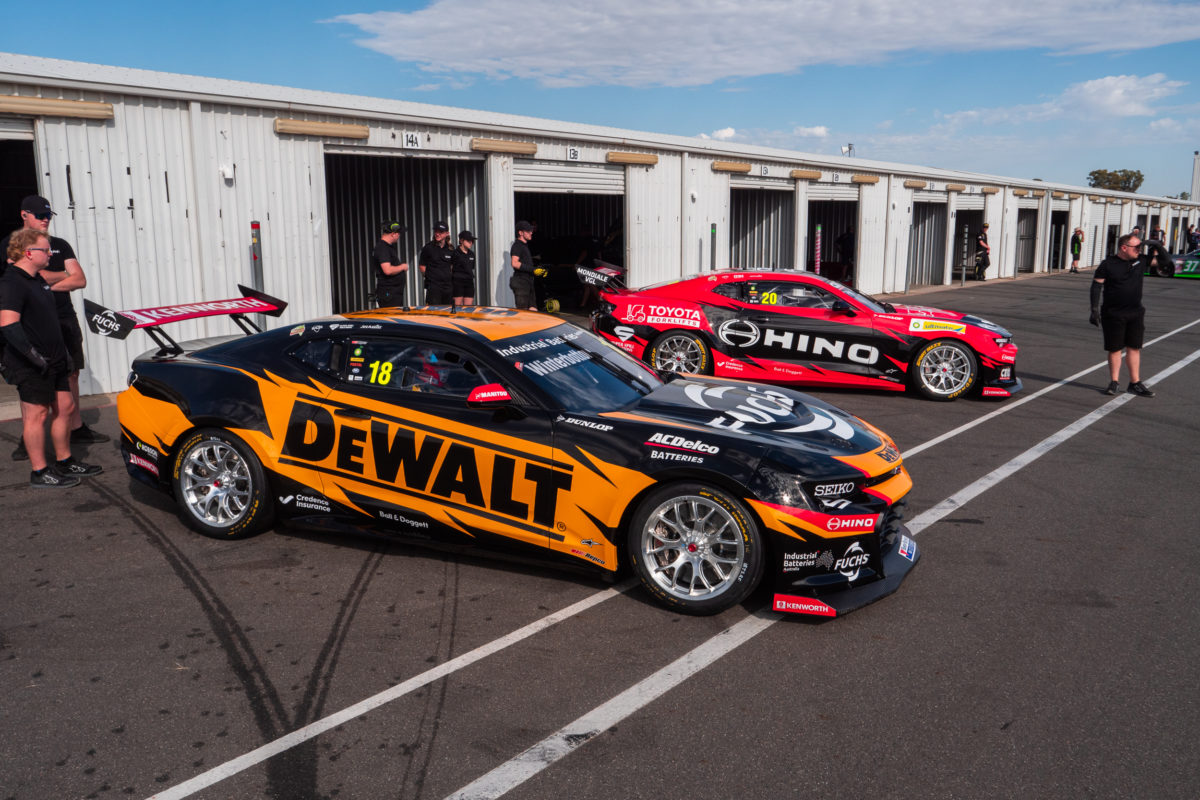 The Team 18 cars in pit lane at Winton