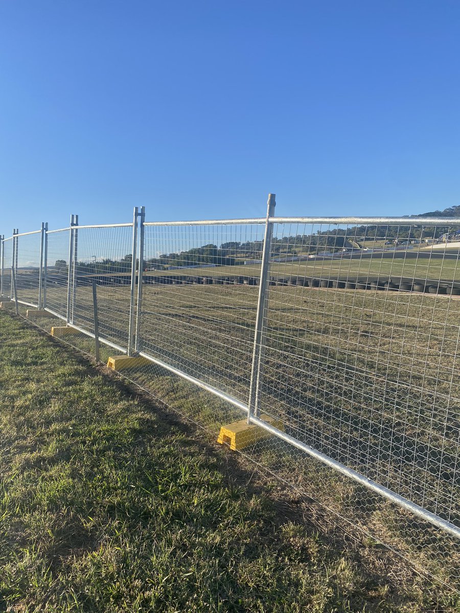 The new fencing. Picture: Twitter