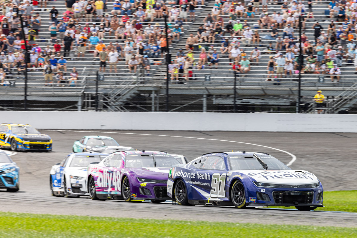 Shane van Gisbergen (#91) was moved aside by Alex Bowman (#48) in his second NASCAR Cup Series start. Image: Julia Ingall