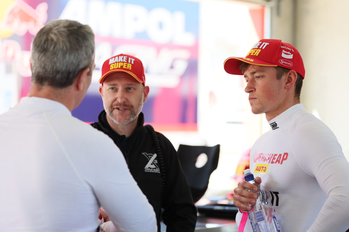 Lowndes (left), Car #888 Race Engineer Wes McDougall (centre), and Zane Goddard (right). Image: Supplied