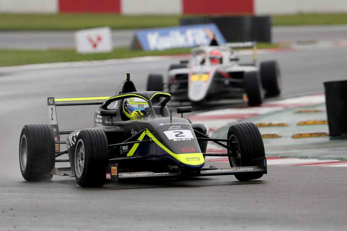 Australian Noah Lisle won Race 3 of the Britsh F4 event by more than 13 seconds