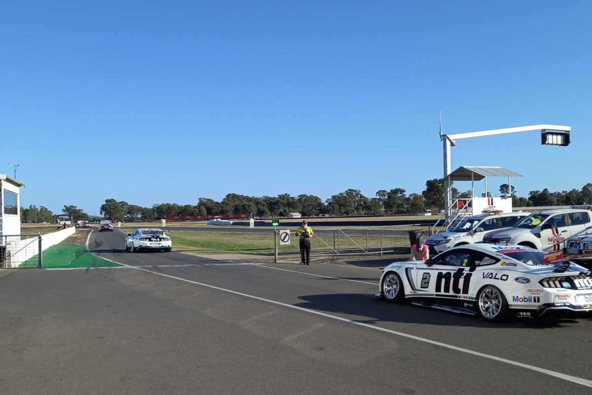 The WAU Mustangs exit pit lane. Picture: Speedcafe.com