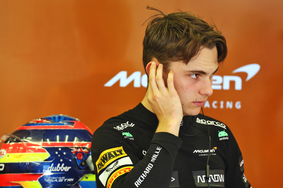 Oscar Piastri believes McLaren is in the F1 midfield after pre-season testing
