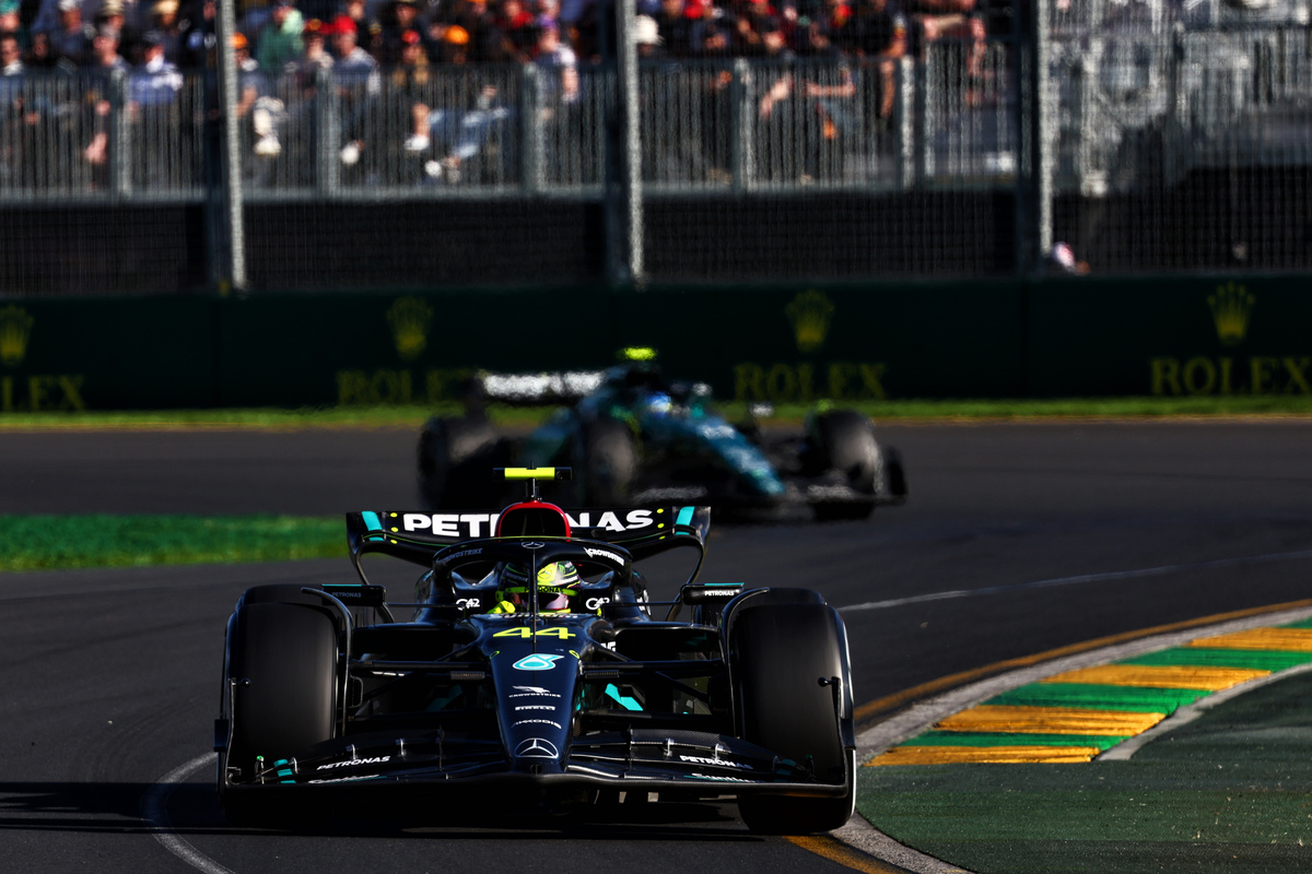 Lewis Hamilton leads Fernando Alonso in Melbourne