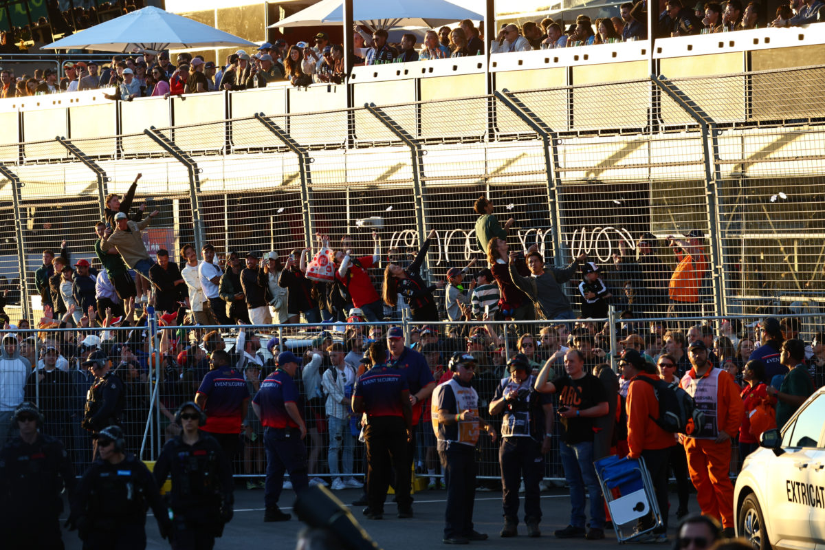 The crowd at the Albert Park circuit