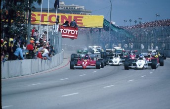 Patrick Tambay (#27) and Keke Rosberg (#1) lead the final F1 race at Long Beach in 1983