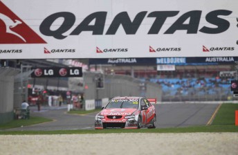 Jamie Whincup took out the Albert Park 400