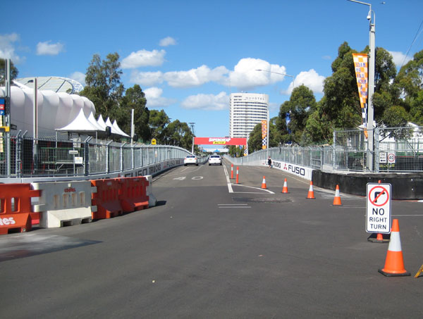 Exit to Fuso Corner and the run towards Bigpond Corner