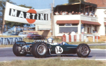 Brabham on the way to victory at Reims in 1966