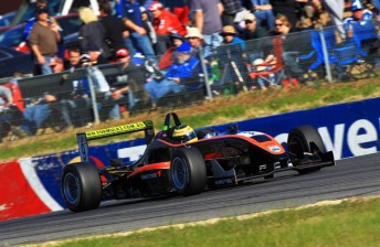 James Winslow returned to Australian F3 in style at Winton