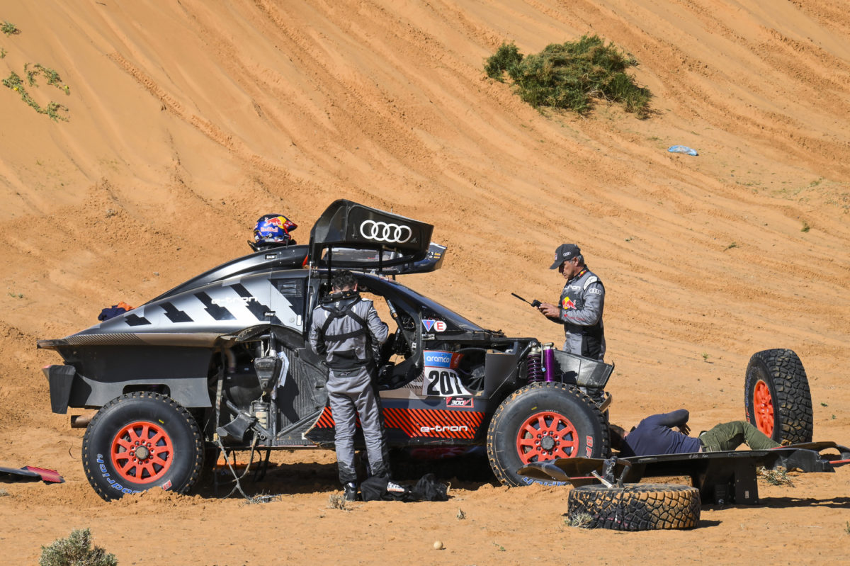 Audi lost its top two entries on a disastrous Dakar Stage 6