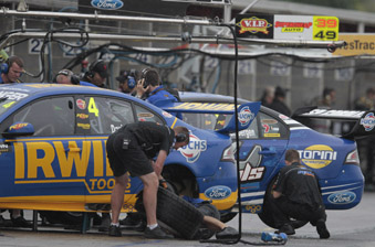 The SBR crew work on the IRWIN Tools and SP Tools Falcons