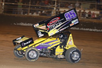 Ryan Farrell is the top points scorer after the night one of the Valvoline Australian Sprintcar Championship