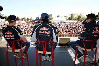The Australian Grand prix crown enjoying a one of several F1 Fans Forum
