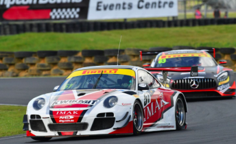 AMAC Motorsport topped the times in warm-up