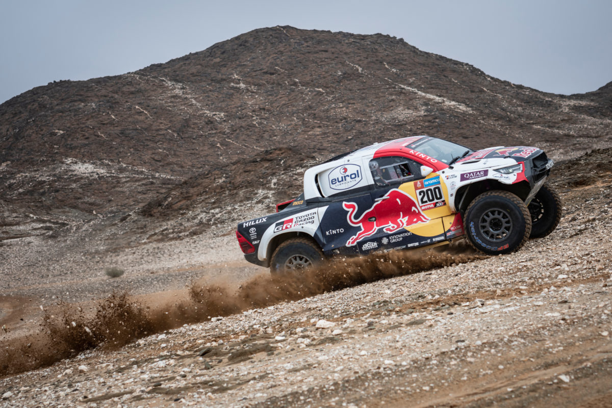 Nasser Al-Attiyah continues to lead by an hour after Dakar Stage 7