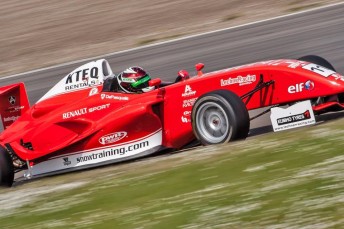 Anton De Pasquale tops Formula Renault 1.6 practice