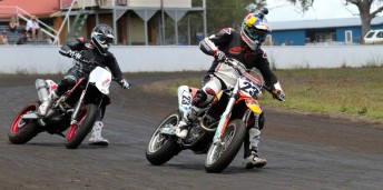 Troy Bayliss (left) and Jason Crump test ahead of the Troy Bayliss Classic
