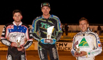 New Australian Champion, Troy Batchelor (Centre) is flanked by Title runner up Dakota North (left) and 3rd placed Cameron Woodward.