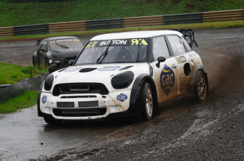 Button behind the wheel of a Mini rallycross car at Lydden Hill