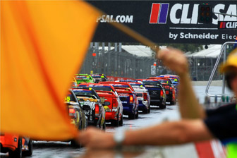 The V8 Utes will kick off its 2012 season at the Clipsal 500