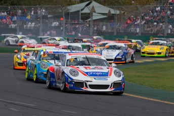 Luff beat Richards and Foster at Albert Park