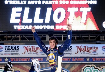 Chase Elliott will take charge of the #24 Chevrolet in the 2016 Sprint Cup Series 