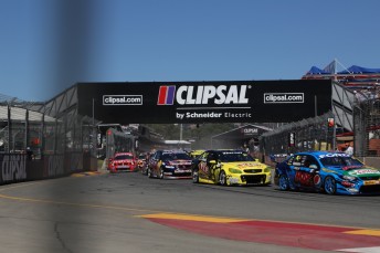 Who will start favourite in the 2014 edition of the Clipsal 500?
