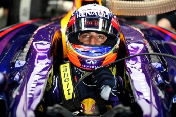 What threat does Daniel Ricciardo pose to Mercedes in 2015?
