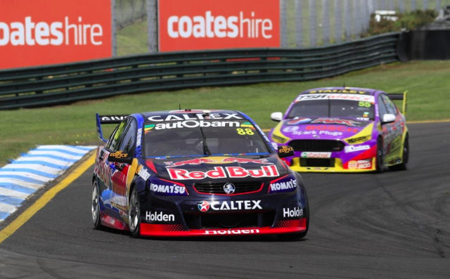Dumbrell leads Owen on the way to victory
