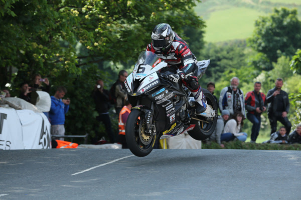 Michael Dunlop lept to victory in the TT opener 