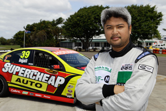 Filipino driver Enzo Pastor will drive a TeamVodafone Commodore VE on Thursday