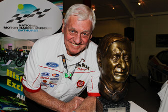 Dick Johnson with his statue at Bathurst today