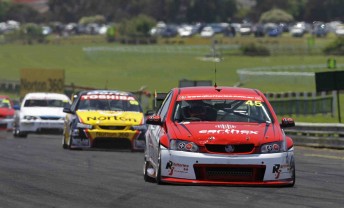 thumb Steve Owen leads the field last year at Sandown