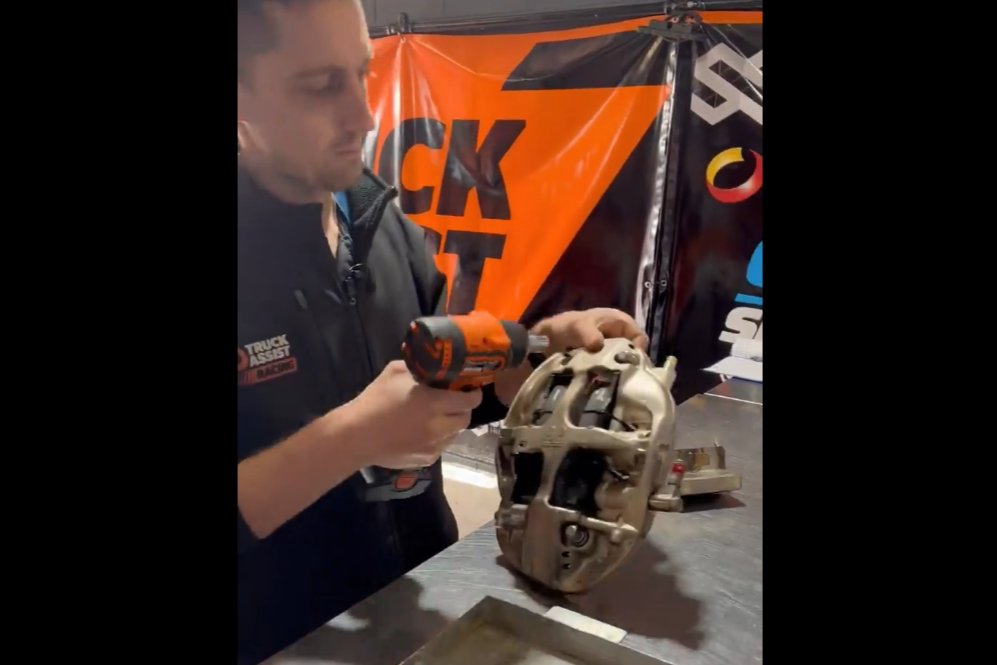 Gen3 Supercars brake change