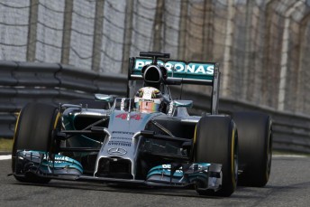 Hamilton scoops third win of the season at Shanghai