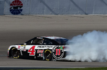 Kevin Harvick has opened his 2015 NASCAR account with victory in Las Vegas