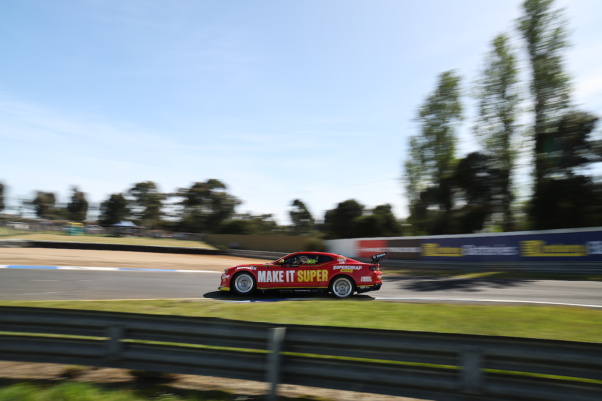 The #888 Supercheap Auto Chevrolet Camaro of Craig Lowndes/Zane Goddard. Image: InSyde Media