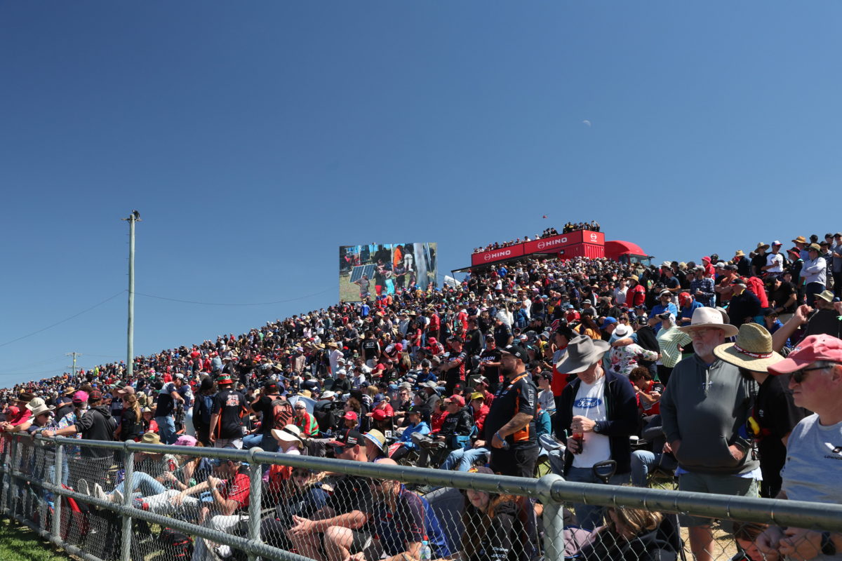 2023 Bathurst 1000 crowd attendance