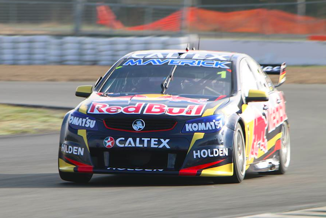 Jamie Whincup rounds Turn 6 at Queensland Raceway. pic: Matthew Paul Photography