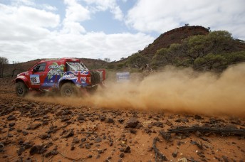 Geoff Olholm leaves the field in his dust