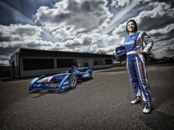 Katherine Legge joins Amlin Suzuki for inaugural Formula E season