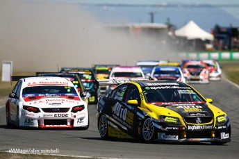 V8 SuperTourers at Ruapuna 