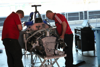 Mechanics set about changing the engine on Davison
