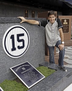 Rick Kelly with the retired No 15 of Thurman Munson