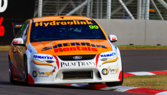 Steve Owen on the way to victory