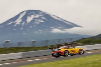 Chis van der Drift has taken the points lead in the Carrera Cup Asia battle
