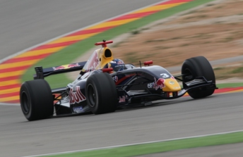 thumb Daniel Ricciardo topped the first day of Formula Renault 3.5 testing