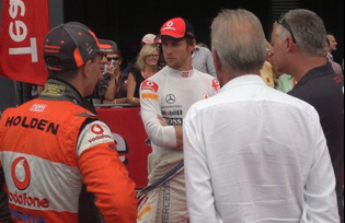 Craig Lowndes with Jenson Button, Button